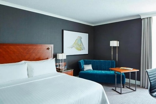 Superior King Room Near Airport Bowl LON 1 Luxury Bookings