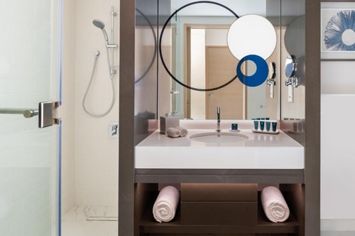 One Bedroom Family Suite Near United Hyper Market 7 Luxury Bookings