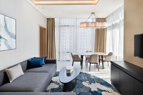 One Bedroom Family Suite Near United Hyper Market 4 Luxury Bookings