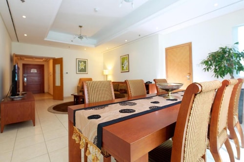 Two Bedroom Apartment near Mina Seyahi Beach Ad 6 Luxury Bookings