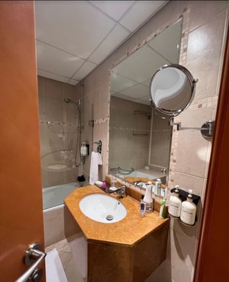 Two Bedroom Apartment near Mina Seyahi Beach Ad 10 Luxury Bookings