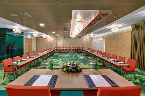 Deluxe Room Near Nesto Hypermarket 11 Luxury Bookings