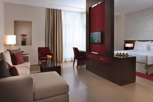 Studio Suite Apartment Near Mashreq Metro AB Luxury Bookings