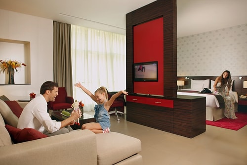 Studio Suite Apartment Near Mashreq Metro AB 1 Luxury Bookings