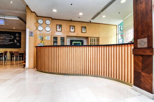 Studio With All Facilities Near Gardens Metro 9 Luxury Bookings