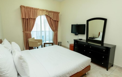 Two Bedroom Apartment Near by Burjuman Mall 1 Luxury Bookings