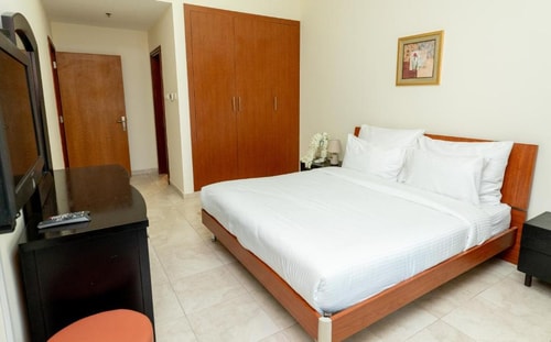 Two Bedroom Apartment Near by Burjuman Mall 0 Luxury Bookings