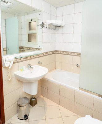 Three Bedroom Apartment Near By Burjuman Mall Ab 9 Luxury Bookings