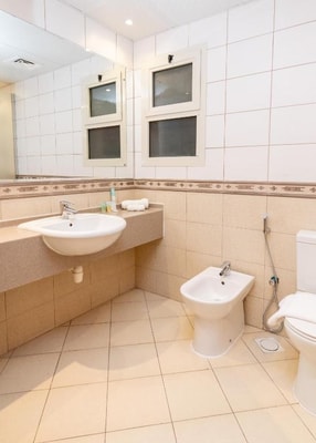 Three Bedroom Apartment Near By Burjuman Mall Ab 10 Luxury Bookings