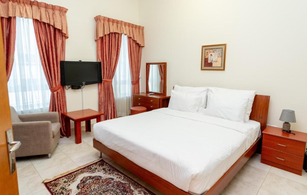 Three Bedroom Apartment Near By Burjuman Mall Ab Luxury Bookings