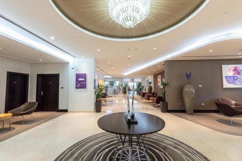 Double Room Near Abu Dhabi International Airport 4 Luxury Bookings