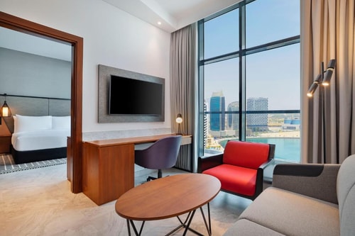 Executive Suite Room in Waterfront Business Bay 2 Luxury Bookings