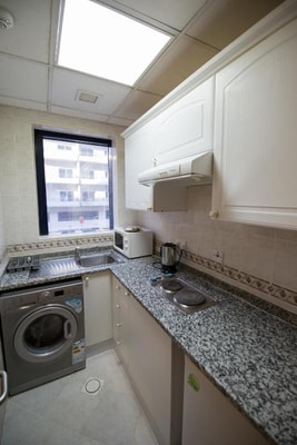 Studio Apartment Near Musallah Tower 10 Luxury Bookings