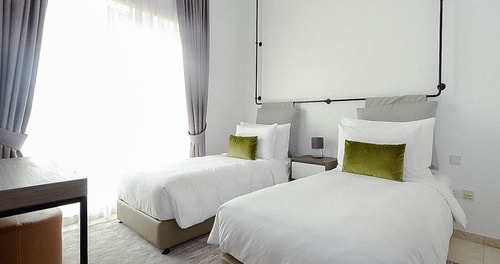 Deluxe Three Bedroom Apartment In Marina 3 Luxury Bookings