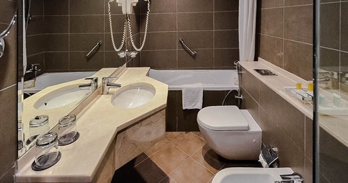 Deluxe Three Bedroom Apartment In Marina 4 Luxury Bookings