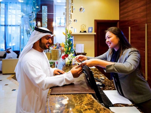 King Studio Near Sheikh Hazza Mosque Park 9 Luxury Bookings