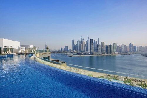 1 Bedroom Apartment Walk from Five Palm Jumeirah 7 Luxury Bookings