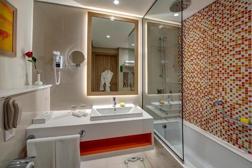 Deluxe Room Near abercrombie kids 15 Luxury Bookings