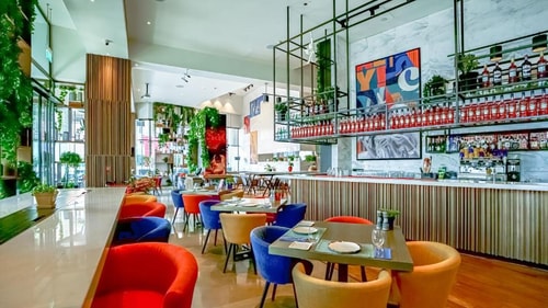 Standard King Or Twin Room Near AmericanUniversity 9 Luxury Bookings