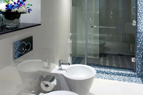 Standard Room Near by Al Rigga Metro Station 20 Luxury Bookings