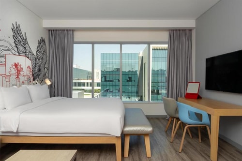 Studio Apartment Near Silicon Oasis Headquarter Luxury Bookings