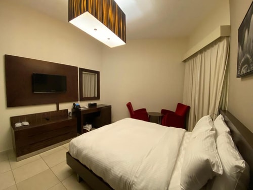 One Bedroom apartment Near Alqiyadah Metro 0 Luxury Bookings