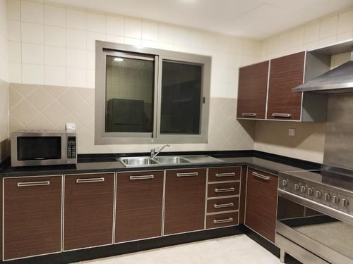 Two Bedroom apartment Near Alqiyadah Metro 5 Luxury Bookings