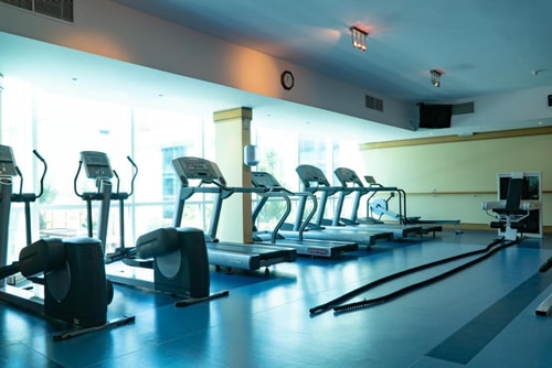 Furnished Standard Room Near ADNOC Gas HQ Abu Dhab 11 Luxury Bookings