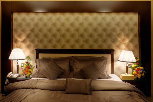 3 Bedroom Apartments Near MM Towers Shopping Mall 1 Luxury Bookings