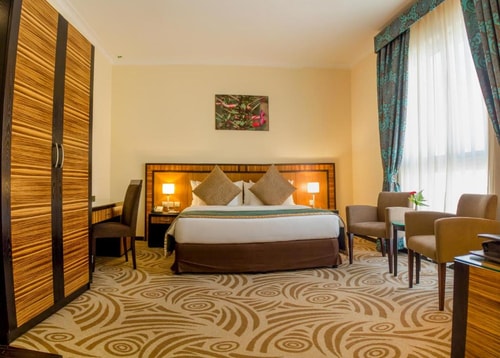 Two Bedroom Apartment Near Al Majaaz Splash Park 0 Luxury Bookings