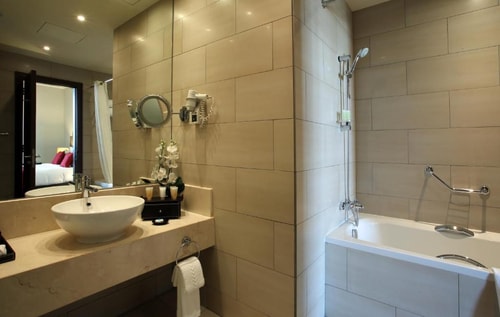 Superior Queen Room Near Bilal Mosque 3 Luxury Bookings
