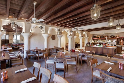 King Heritage Room Near Al Seef heritage Souq 10 Luxury Bookings