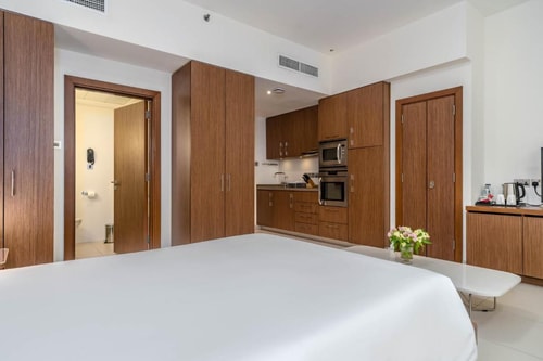 King Studio Near to Deserted Driver Park 3 Luxury Bookings