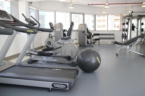 Classic Studio Near Carrefour Tecom Ab 15 Luxury Bookings