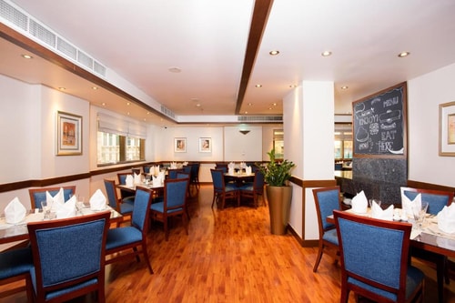 Classic Studio Near by al Nahyan Stadium 3 Luxury Bookings