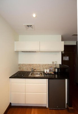 Studio Apartment Next to Financial Centre Metro 7 Luxury Bookings