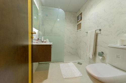 One Bedroom Apartment Near Novel Hotel Pet Allowed 6 Luxury Bookings
