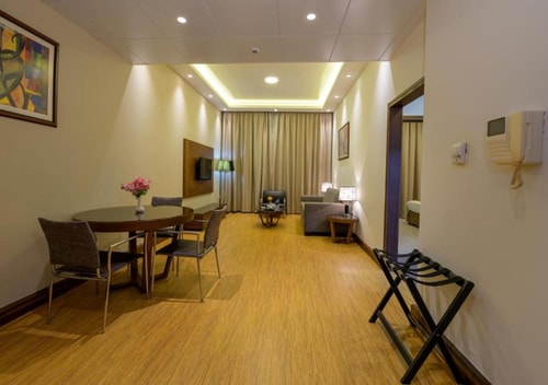 One Bedroom Apartment Near Novel Hotel Pet Allowed 5 Luxury Bookings
