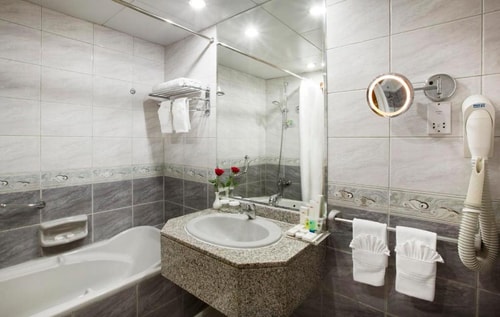 Premium Room Near Al Rigga Metro AB 2 Luxury Bookings