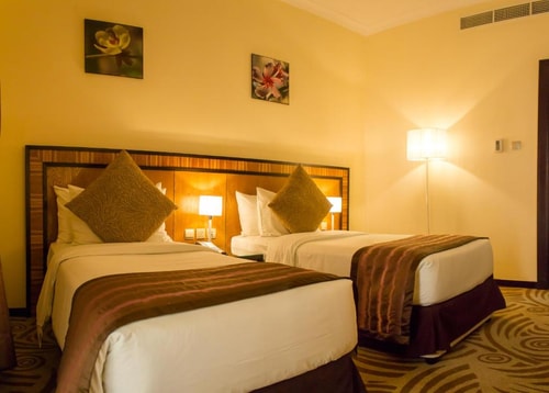 Deluxe Two Bedroom Apartment Near Al Majaaz Park 4 Luxury Bookings