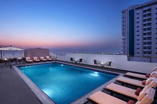 Classic Two Bedroom Suite Near RAK Expo Centre 14 Luxury Bookings