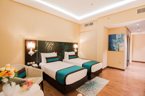 Superior Room Near Mall Of Emirates 3 Luxury Bookings