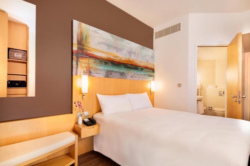 Premium Room Near World Trade Center 2 Luxury Bookings