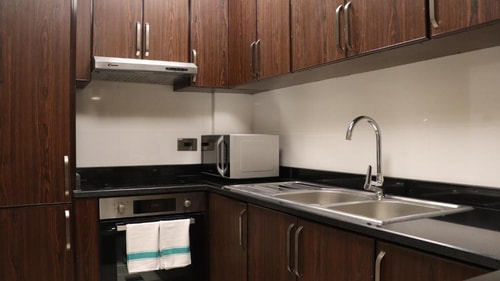 Two Bedroom Apartment Near by House of Golden Tea 8 Luxury Bookings