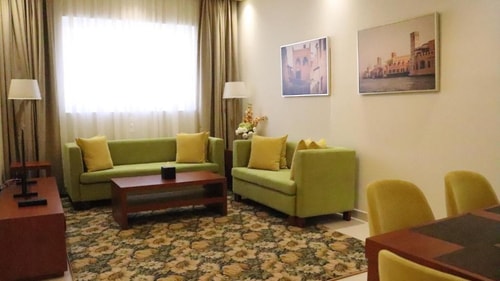 Two Bedroom Apartment Near by House of Golden Tea 5 Luxury Bookings