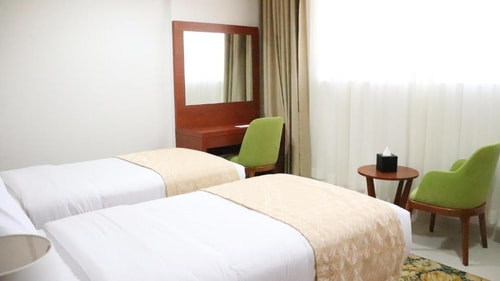 Two Bedroom Apartment Near by House of Golden Tea 12 Luxury Bookings
