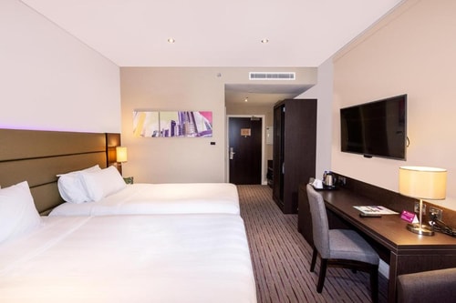 Standard Room Near Ibn BAtuta Mall AB 10 Luxury Bookings