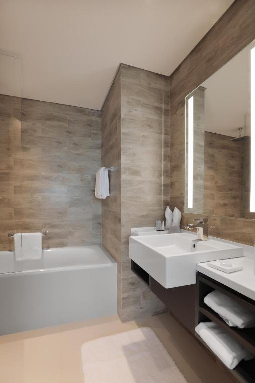 Superior One Bedroom Apartment Near Circle Mall gallery image 8