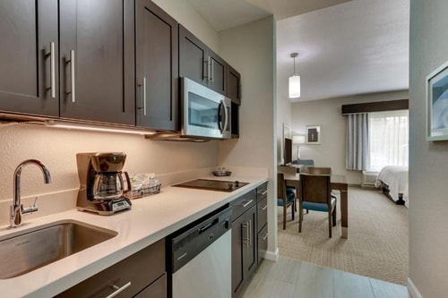 King Studio Near Songwood Park HOU 4 Luxury Bookings