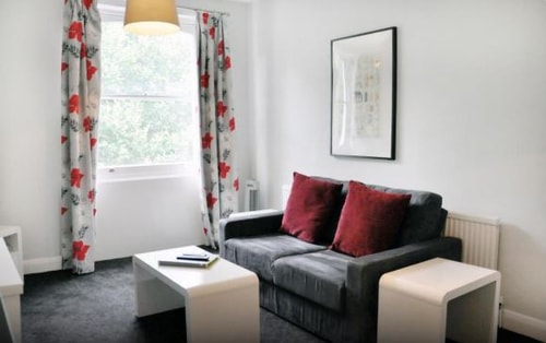 One Bedroom Apartment Near Tantric Journey LON 9 Luxury Bookings